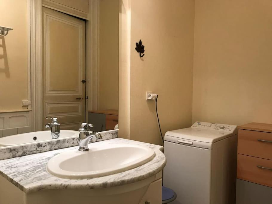 Centre Cauterets, Appartement 72M2 Pr 7 Personnes Bagian luar foto